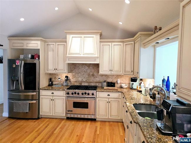443 Lynn St, House other with 3 bedrooms, 3 bathrooms and null parking in Harrington Park NJ | Image 18