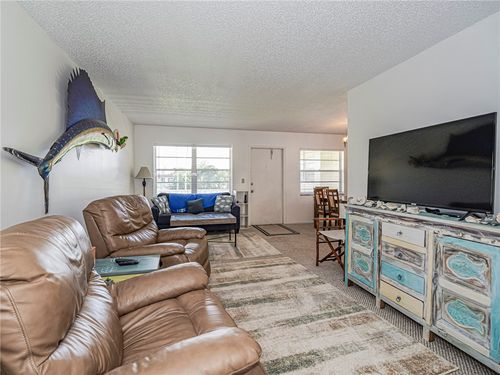 203-89 Crooked Tree Ln, VERO BEACH, FL, 32962-3035 | Card Image