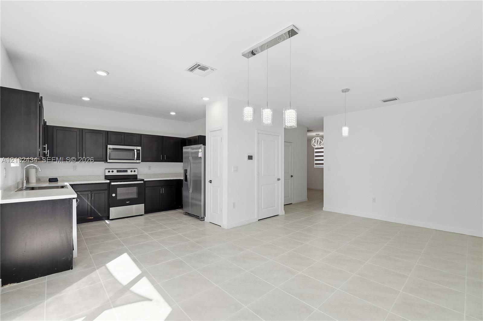 Residential Lease in Florida City 4