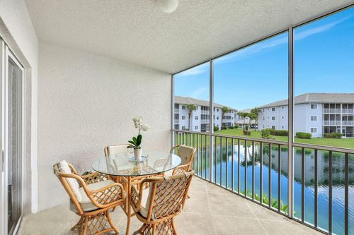 apt-204-7842 Regal Heron Cir, NAPLES, FL, 34104-9567 | Card Image