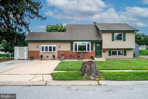 19 Lynch Farm Dr, NEWARK, DE, 19713-2823 | Card Image