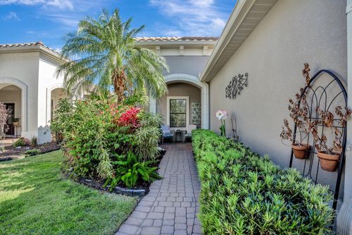1195 Collier Pl, VENICE, FL, 34293-0324 | Card Image