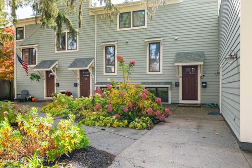 28-28 White St, Saratoga Springs, NY, 12866-4326 | Card Image