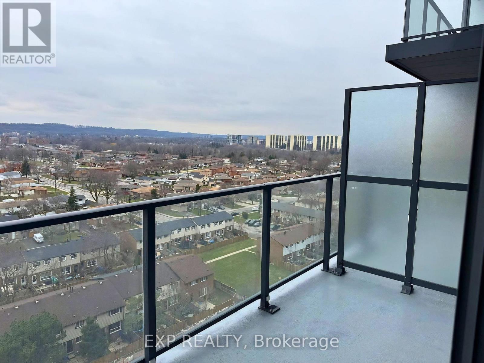 Residential in Hamilton (Riverdale) 3