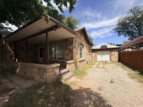 204 N Lake St, Carlsbad, NM, 88220-4908 | Card Image