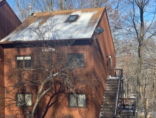 3 Purgatory Ct, Vernon, NJ, 07462-5508 | Card Image