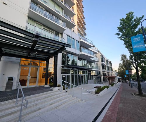403-1342 Johnston Rd, White Rock, BC, V4B3Z2 | Card Image