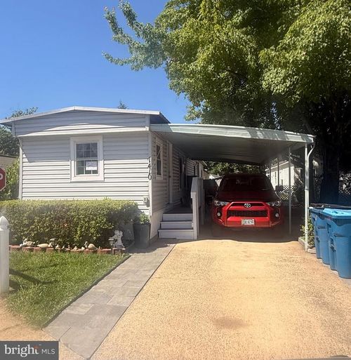7410 Moss Ln, MANASSAS, VA, 20111-1649 | Card Image