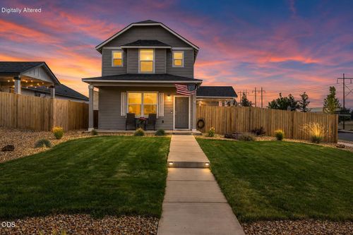 3888 Sw Lava Pl, Redmond, OR, 97756-6629 | Card Image