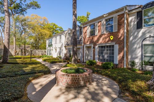 1425 Springrock Ln, Houston, TX, 77055-4301 | Card Image