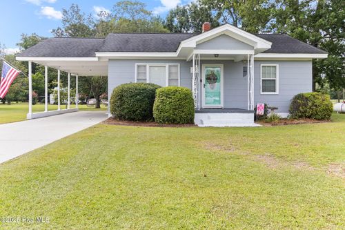 77 C St, Elizabethtown, NC, 28337-1310 | Card Image