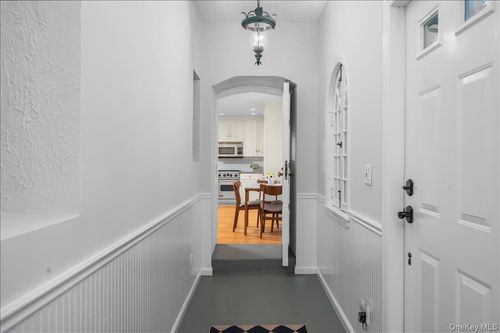 1a-14 N Chatsworth Ave, Larchmont, NY, 10538-2142 | Card Image