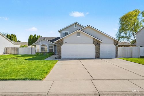 409 S Valley Dr, Nampa, ID, 83686-2996 | Card Image