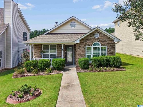 144 Warwick Cir, Alabaster, AL, 35007-3149 | Card Image