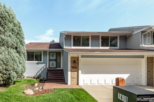 7419 W Maple Dr, Lakewood, CO, 80226-2031 | Card Image