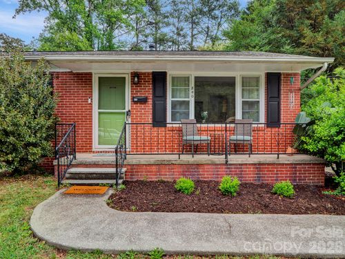 840 Jackson St, Gastonia, NC, 28052-7505 | Card Image