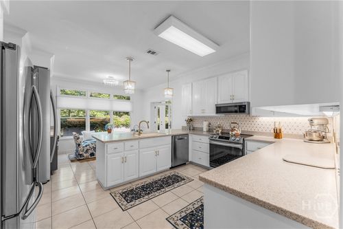 6 Cedar Point Dr, Savannah, GA, 31405-1021 | Card Image