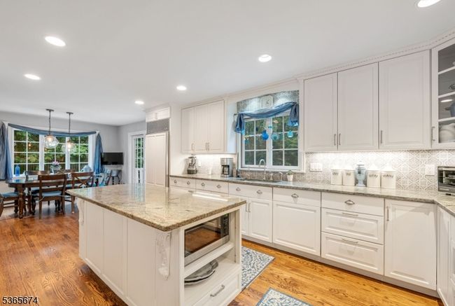 304 Briarwood Dr, House other with 3 bedrooms, 3 bathrooms and null parking in Wyckoff NJ | Image 17