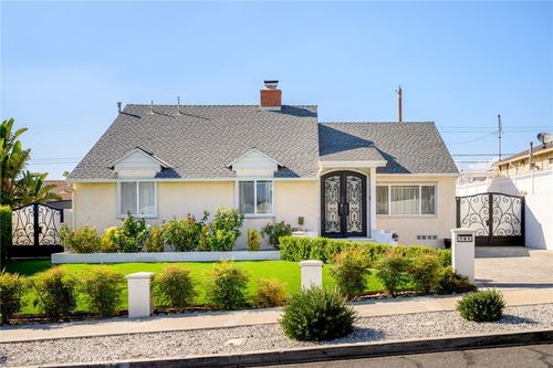 701 Bethany Rd, Burbank, CA, 91504-4008 | Card Image