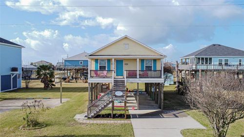 905 Sage, Crystal Beach, TX, 77650-3440 | Card Image