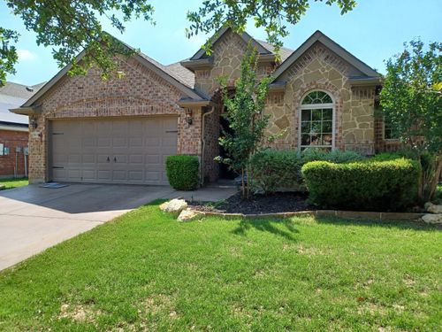 8133 Black Sumac Dr, Fort Worth, TX, 76131-3581 | Card Image