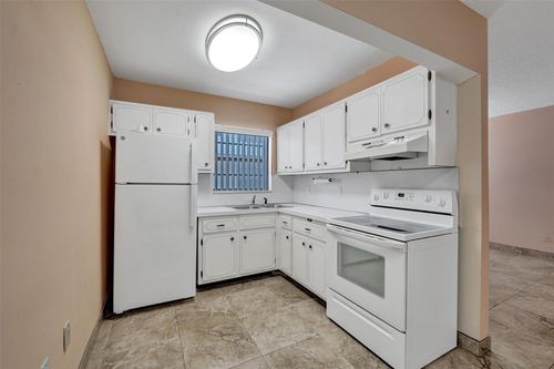 apt-202-2010 Fillmore St, Hollywood, FL, 33020-4043 | Card Image