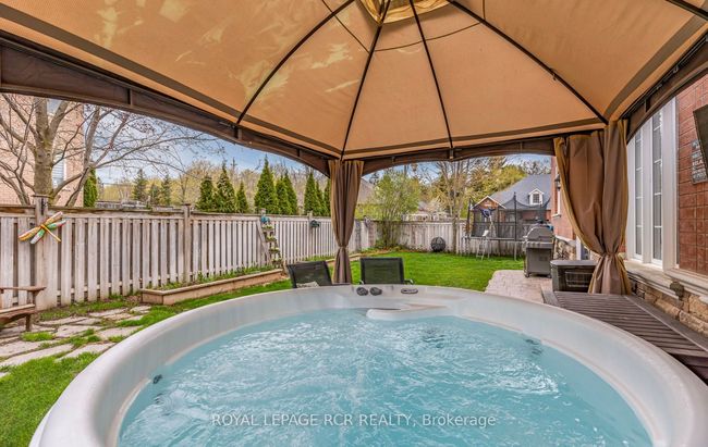 2 Littlebrook Lane, House other with 4 bedrooms, 4 bathrooms and 4 parking in Caledon ON | Image 32