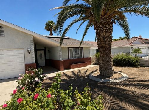 14515 Rivers Edge Rd, Helendale, CA, 92342-7608 | Card Image