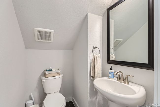 UNIT-40 - 5843 Whitby Rd, House other with 3 bedrooms, 4 bathrooms and null parking in San Antonio TX | Image 14
