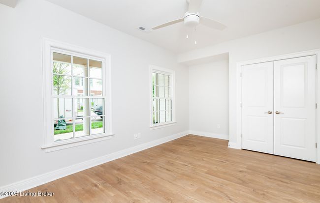 11216 River Beauty Loop, Townhouse with 3 bedrooms, 4 bathrooms and null parking in Prospect KY | Image 11