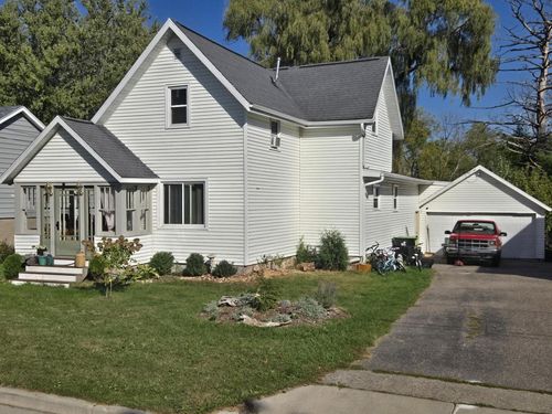 226 S High St, MARKESAN, WI, 53946-7188 | Card Image