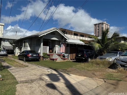 1924 Fern Street, Honolulu, HI, 96826 | Card Image