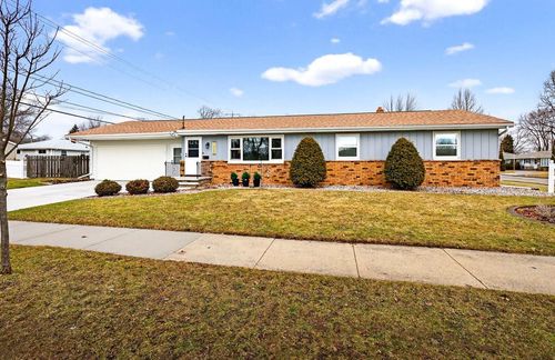 1428 E Pershing Street, APPLETON, WI, 54911 | Card Image