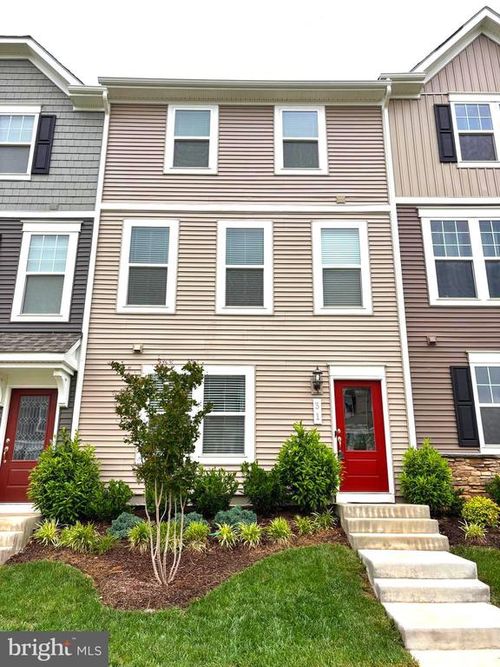 31 Capitol Mews, RANSON, WV, 25438-8802 | Card Image