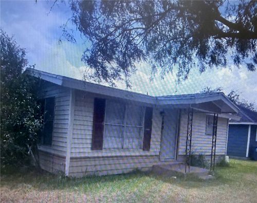 102 First St, Odem, TX, 78370-4525 | Card Image