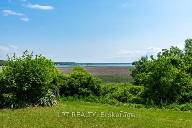 32 Chisamore Point Rd, House other with 3 bedrooms, 2 bathrooms and 10 parking in Gananoque ON | Image 39