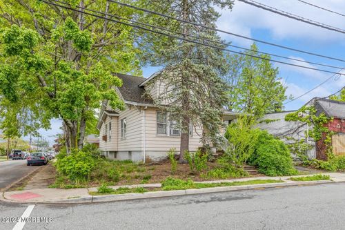 339 President St, Saddle Brook, NJ, 07663-6336 | Card Image