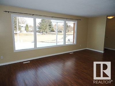 1030 Parker Dr, House other with 5 bedrooms, 3 bathrooms and 4 parking in Sherwood Park AB | Image 3