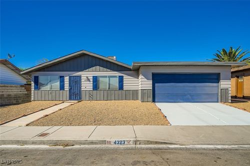 4323 Paramount St, Las Vegas, NV, 89115-2328 | Card Image