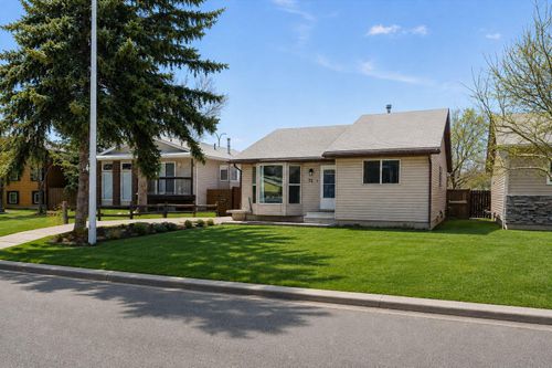 72 Marquis Pl Se, Airdrie, AB, T4A1Z1 | Card Image