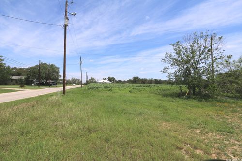 376 (LOT 1) Dry Hollow Rd, La Vernia, TX, 78121-4042 | Card Image