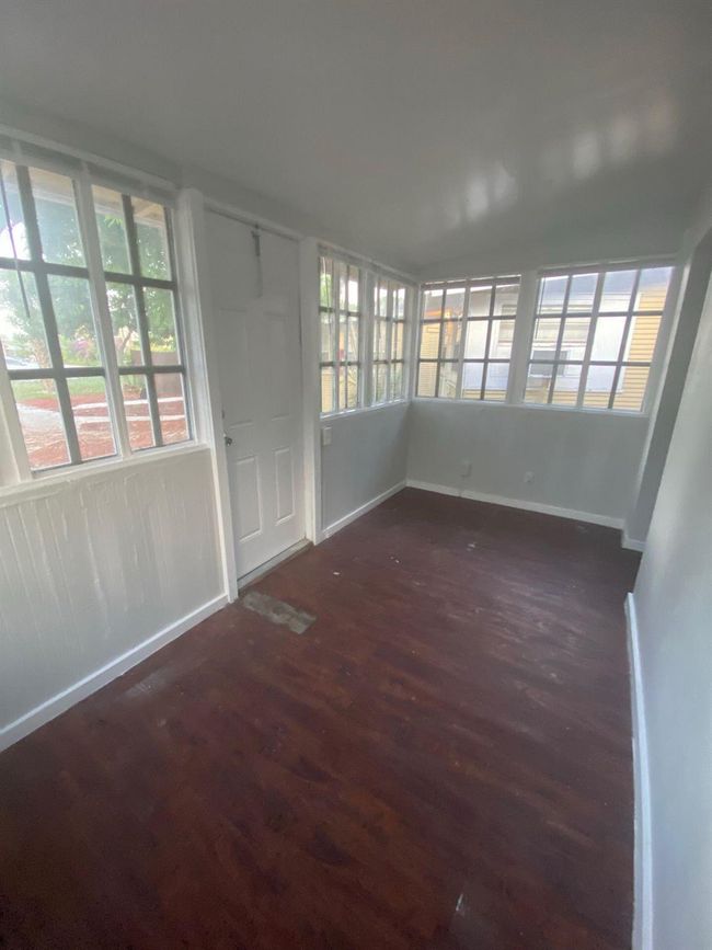 APT-3 - 3723 Morton Ave, Condo with 2 bedrooms, 1 bathrooms and null parking in West Palm Beach FL | Image 5