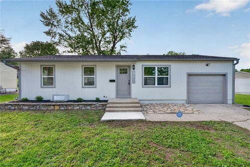 1720 S Ellison Way, Independence, MO, 64050-4824 | Card Image
