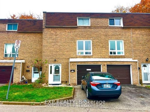 57-39 Lexington Ave, Etobicoke, ON, M9V2G4 | Card Image