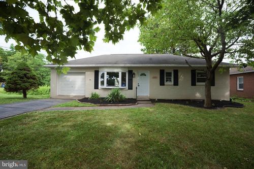 1020 Hanover Rd, YORK, PA, 17408-6216 | Card Image