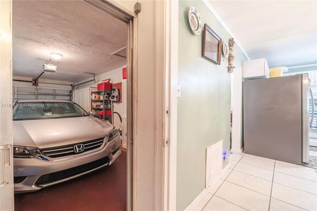 5803 Nw 85 Th Ter, House other with 2 bedrooms, 2 bathrooms and null parking in Tamarac FL | Image 16