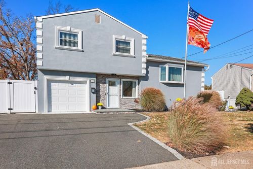 46 Pinho Avenue, Carteret, NJ, 07008 | Card Image