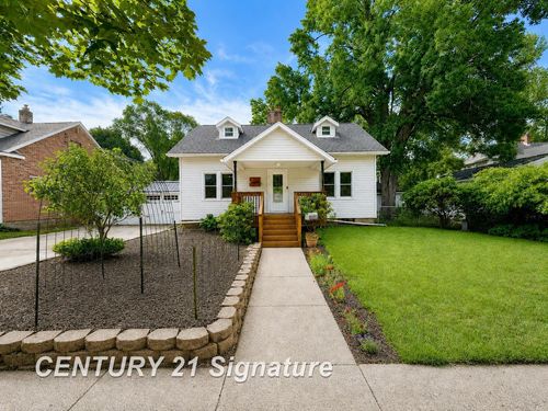 212 Auburn St, Midland, MI, 48640-4272 | Card Image