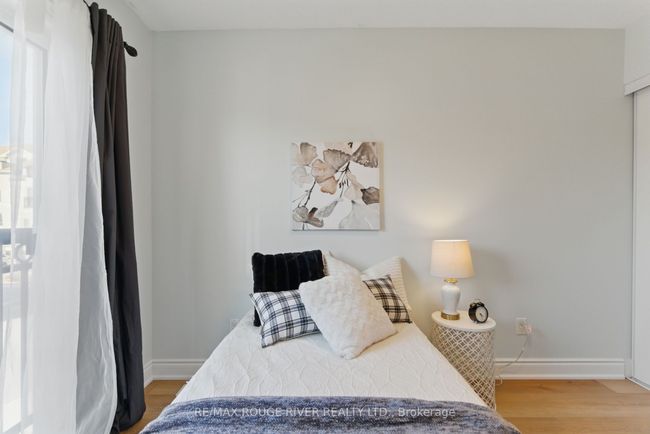 4 Prospect Way, House attached with 3 bedrooms, 3 bathrooms and 1 parking in Whitby ON | Image 32