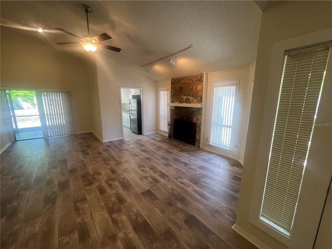 Family Room / Fire Place | Image 15